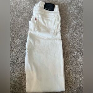 White Levi’s Jeans size 28x28